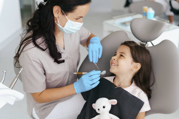 Best Dentist Open on Weekends  in Encinal, TX